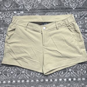 Free Fly Shorts Womens Medium Beige 3" Inseam Bamboo Stretch Cuffed Casual